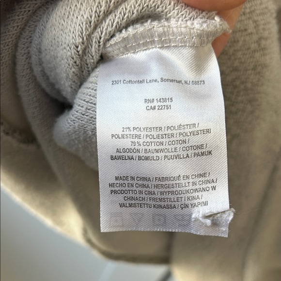 New York Yankees Gray Crewneck Terrycloth Sweater - Picture 4 of 4